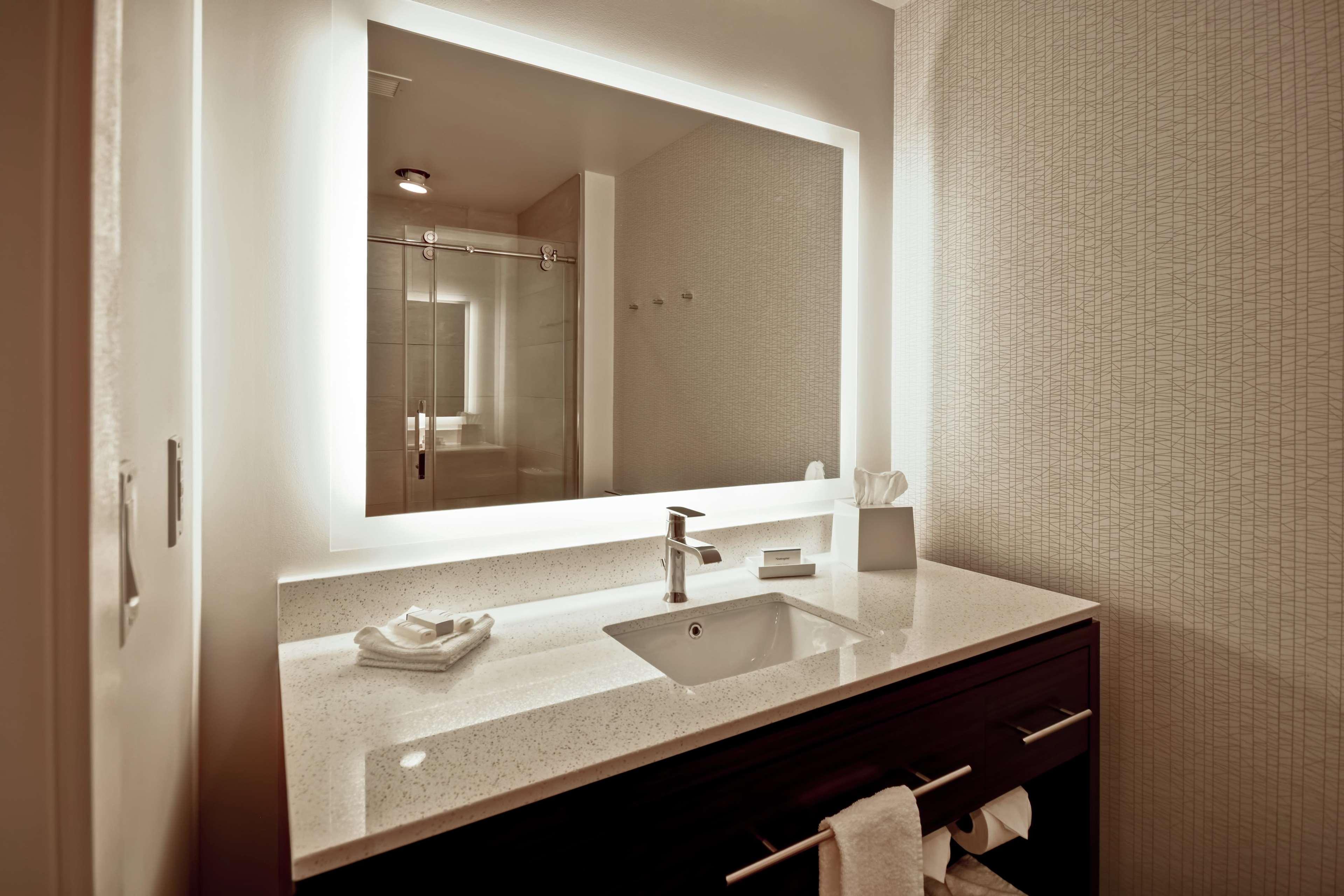 โฮม2 สวีท บาย ฮิลตัน ลอสแองเจลิส มอนเตเบลโล Hotel ภายนอก รูปภาพ